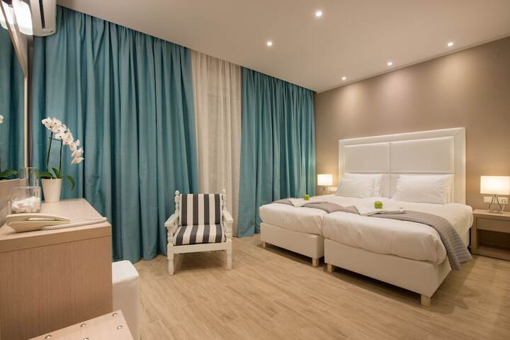 Room 7 of 50