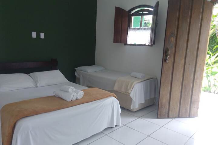 Room 8 of 32