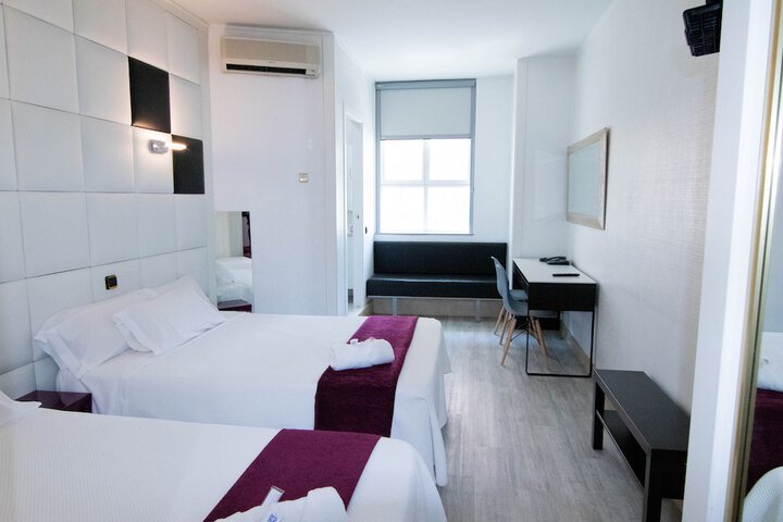 Room 30 of 64