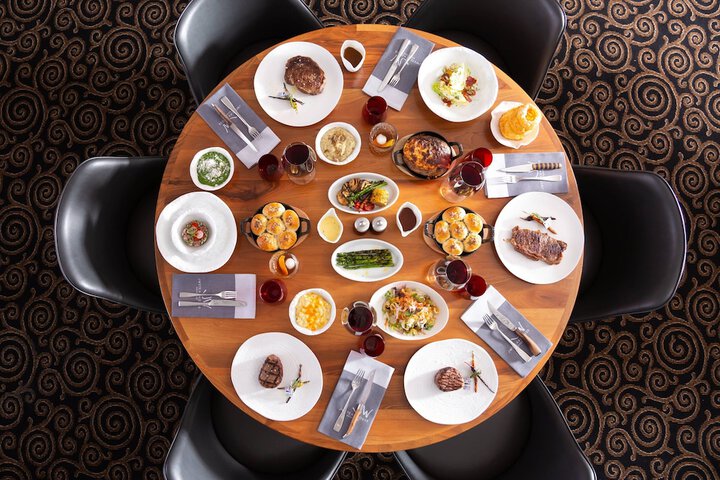 Dining 99 of 188