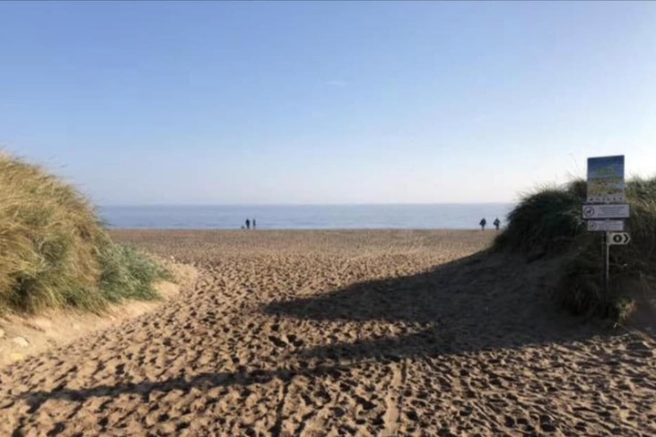 Beach 23 of 28