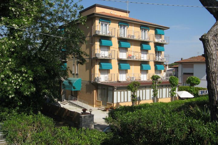 Hotel 128 of 136