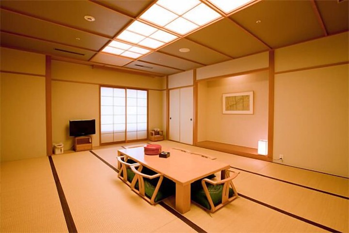 Room 21 of 39