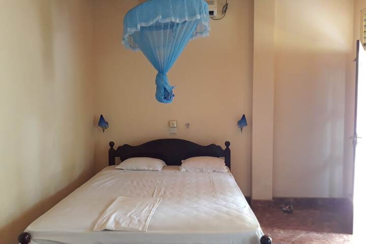 GUESTHOUSE SUNSHINE