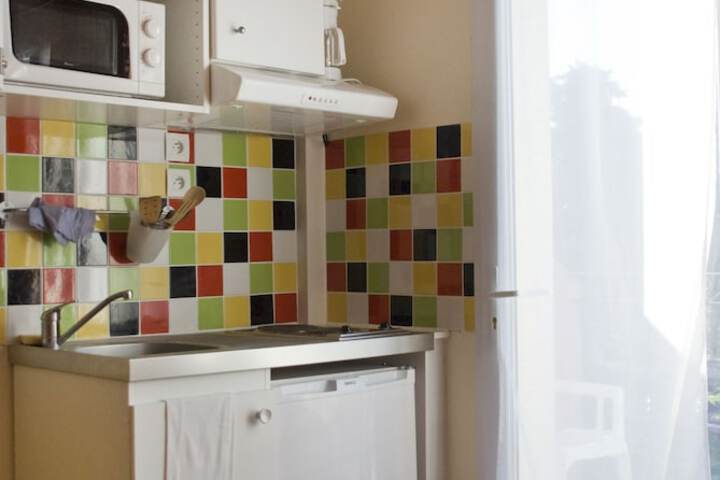 Private kitchenette