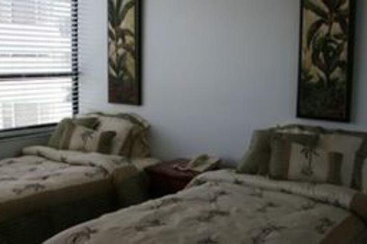 Room 65 of 171
