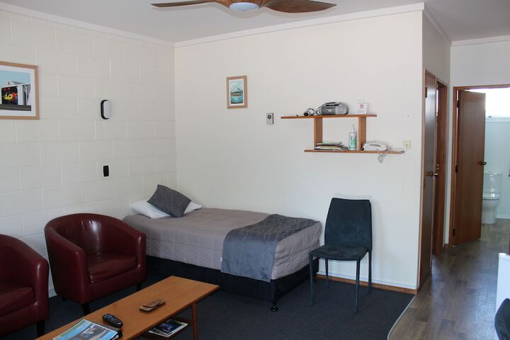 Room 20 of 39
