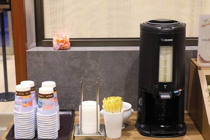 Breakfast/Coffee Service 55 of 65