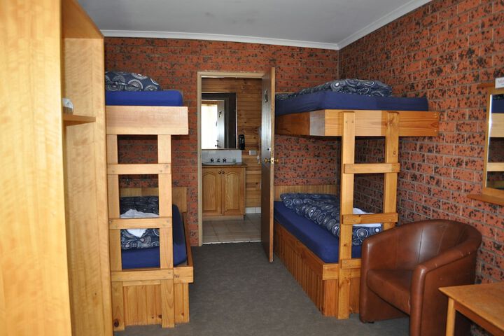 Room 3 of 35