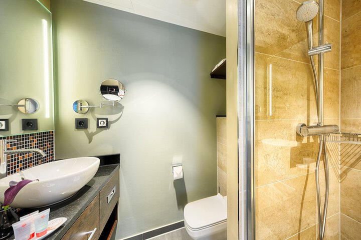 Clean Restrooms