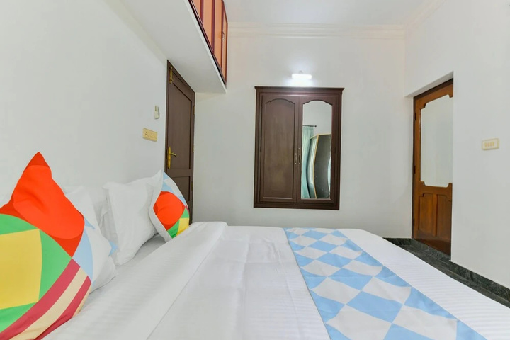 Room 2 of 14