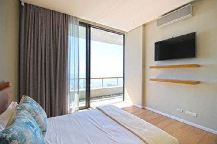 Room 17 of 36