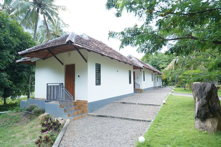 Room 4 of 15