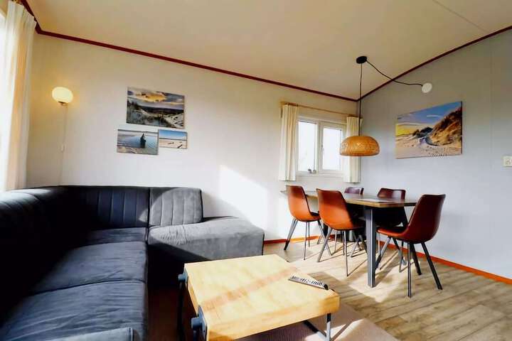 Room 38 of 154
