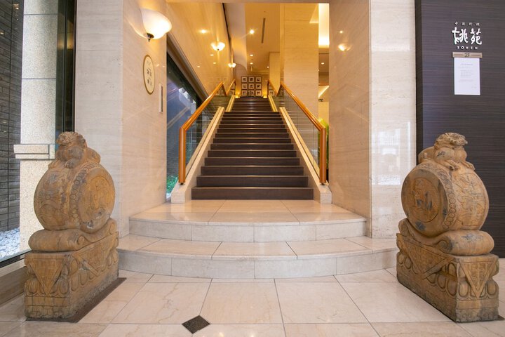 Hotel Interior 4 of 69