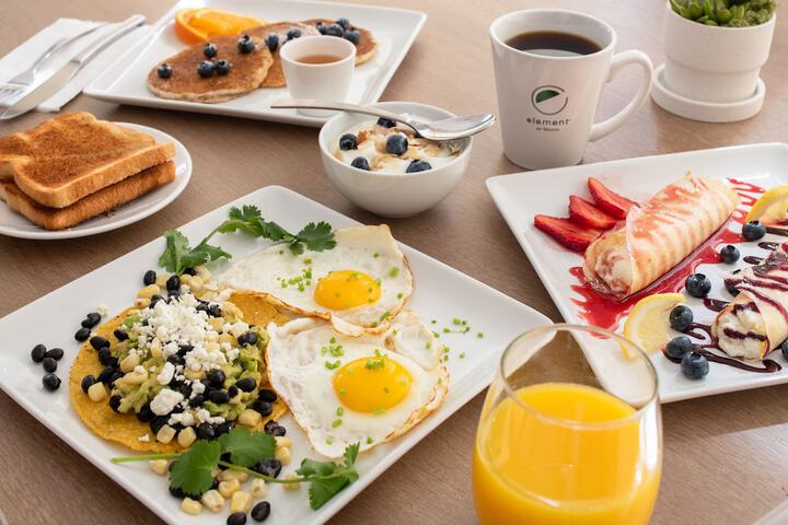 Breakfast meal