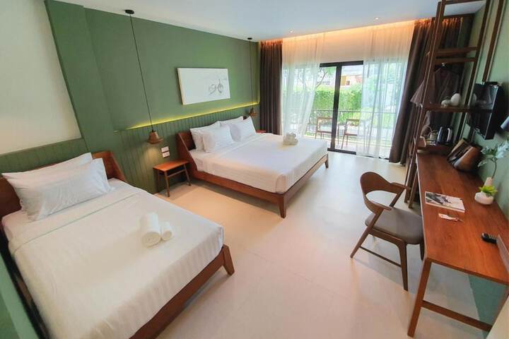 Room 2 of 23