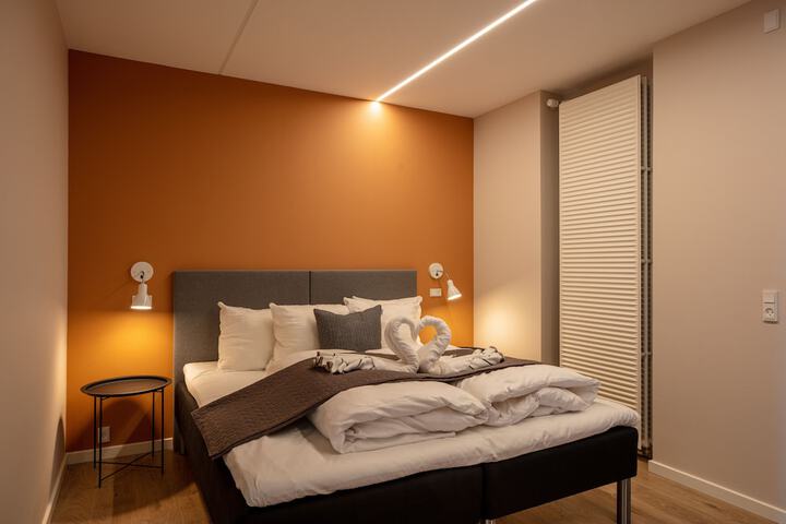 Room 14 of 118