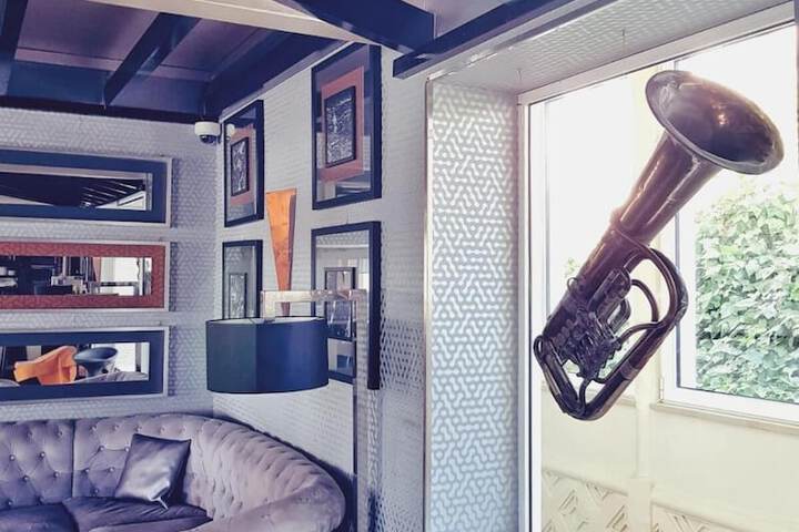 Room 8 of 59
