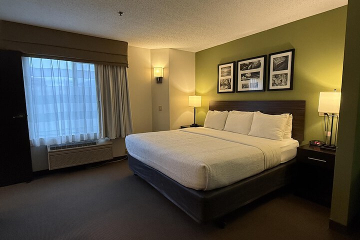 Room 14 of 44