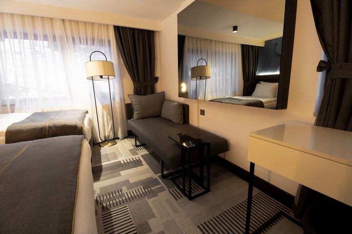 Room 22 of 129