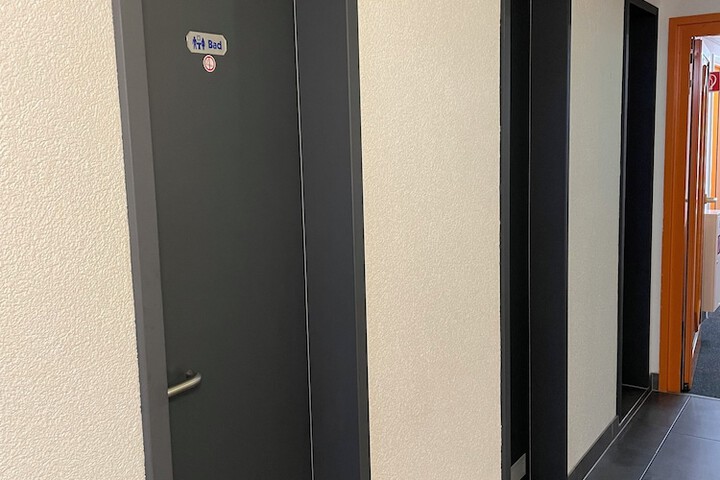 Room 37 of 48