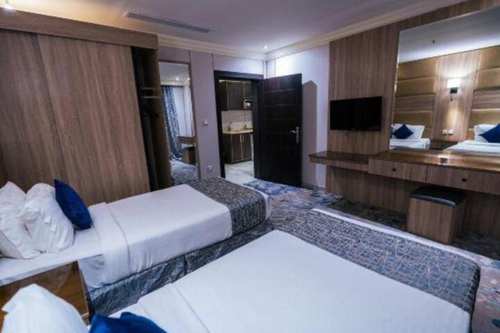Room 19 of 51