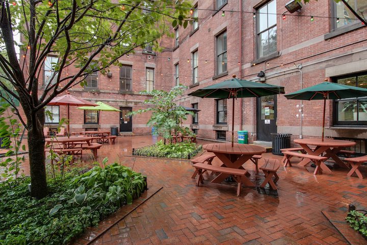 Terrace/Patio 41 of 43
