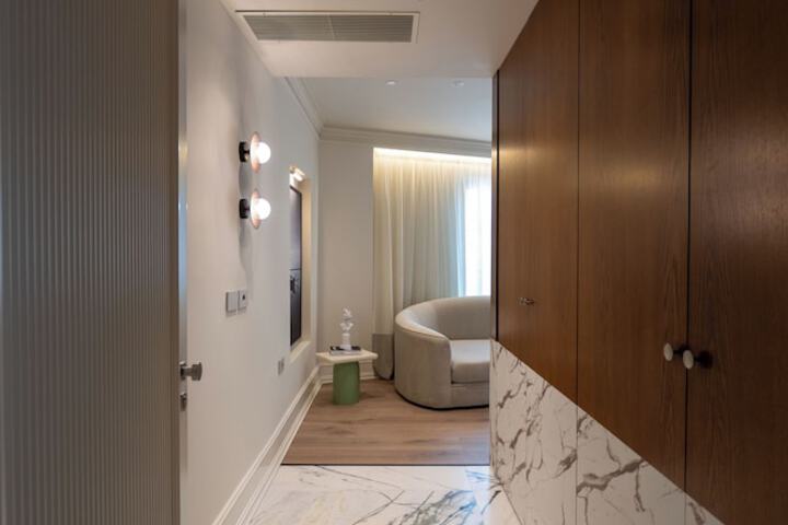Room 28 of 128
