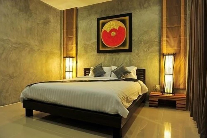 Room 3 of 24
