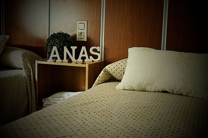 Room 4 of 11