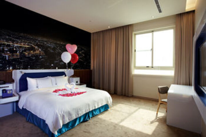Room 45 of 72