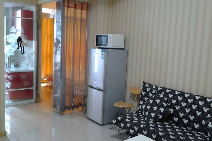 Room 14 of 18
