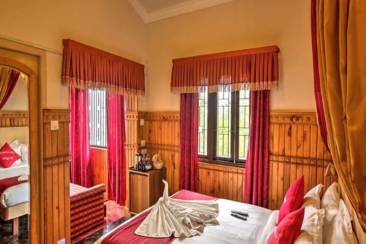 Room 6 of 27