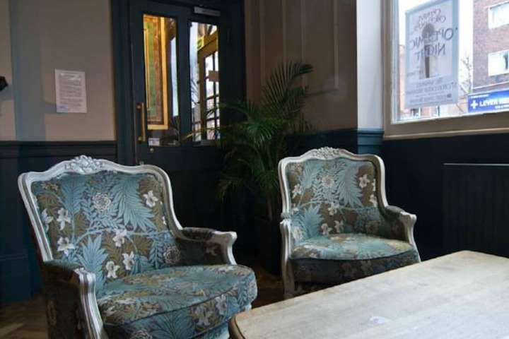Hotel Lobby