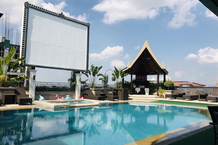 Pool 106 of 139