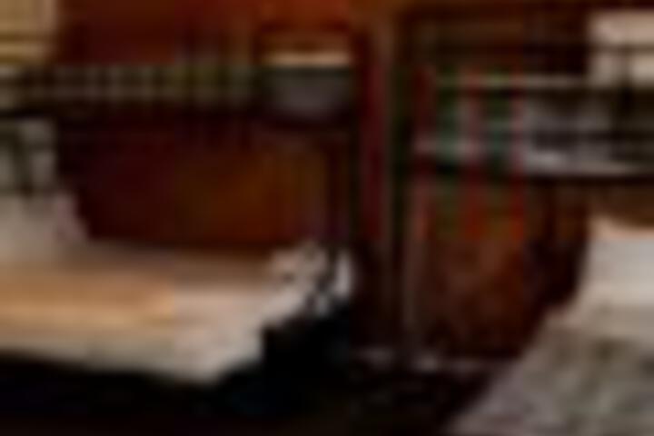 Room 65 of 86