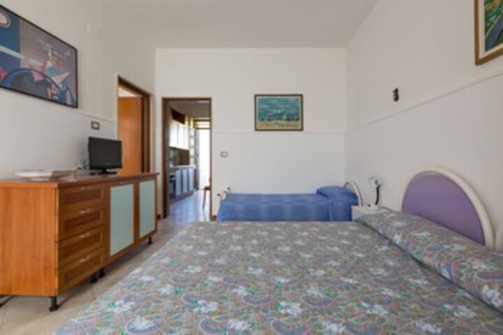 Room 87 of 113