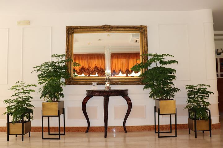 Reception hall