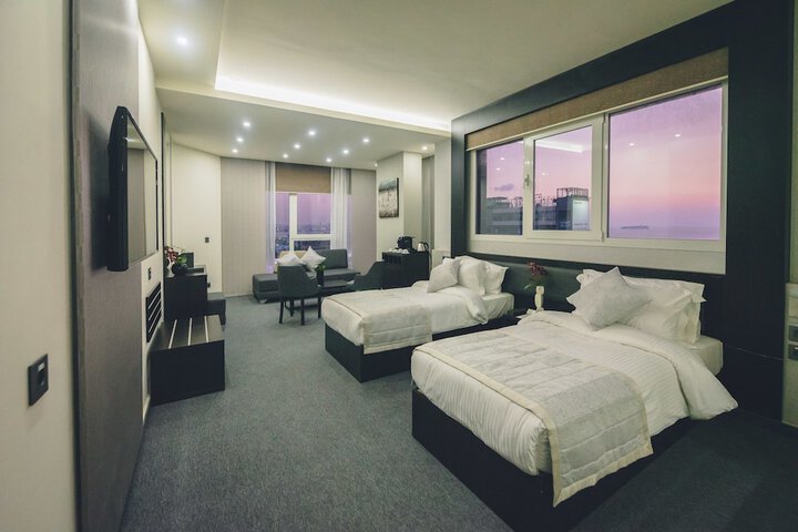 Room 18 of 60