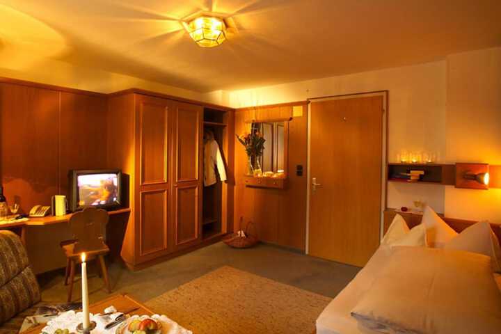 Room 14 of 61