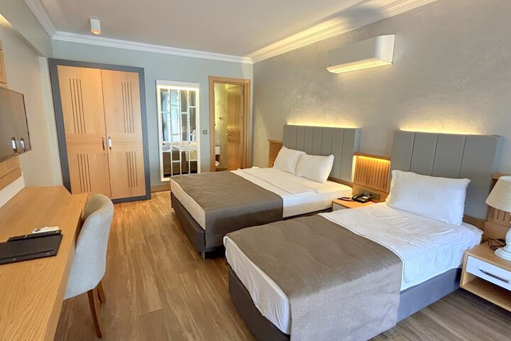 Room 36 of 110
