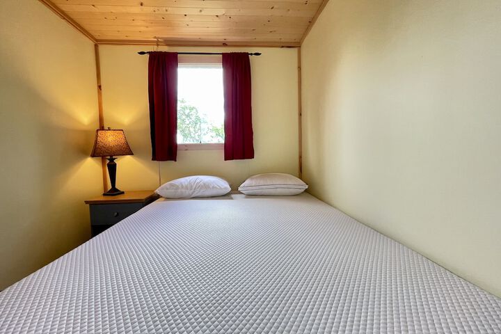 Room 18 of 139