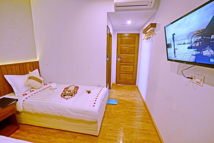 Room 12 of 55