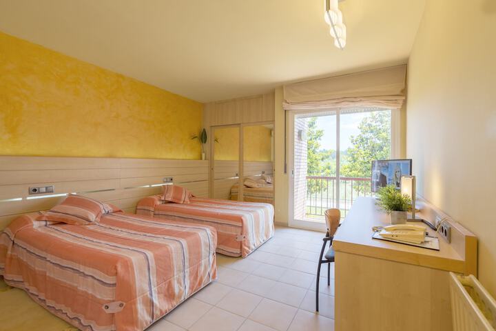 Room 5 of 57