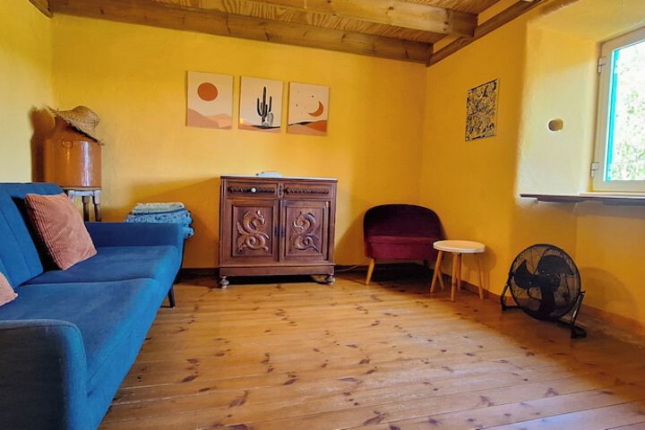 Room 50 of 121