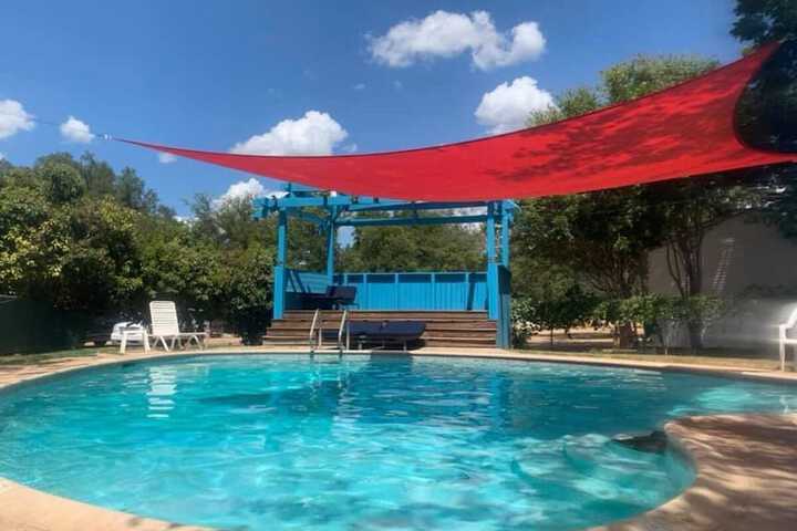 Pool 65 of 98