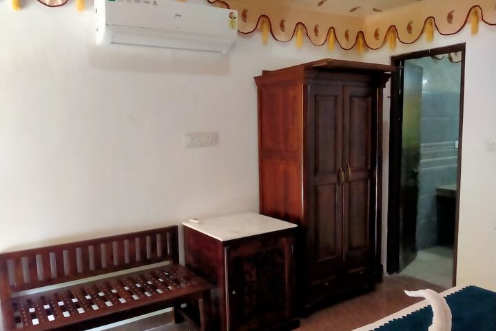 Room 16 of 51