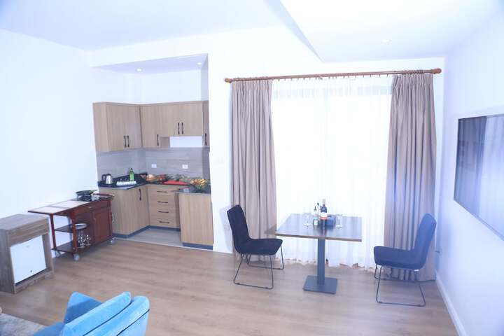 Room 18 of 36