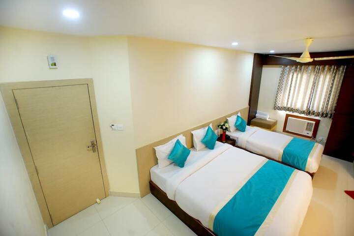 Room 18 of 36